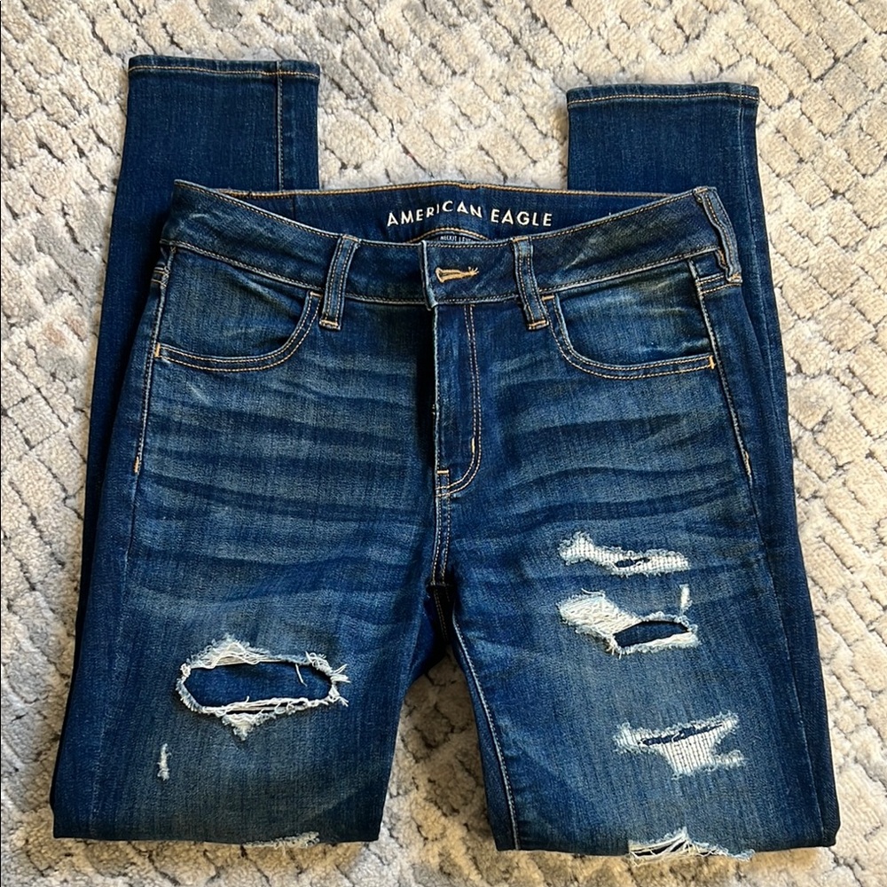 American Eagle Outfitters Women's Blue Distressed Jeans